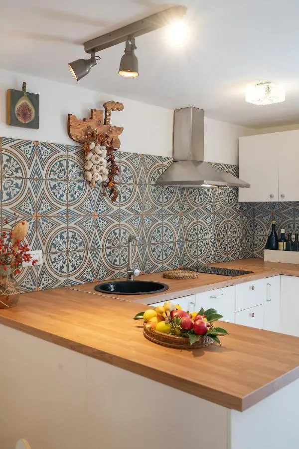 Libera Apartments Стара Башка Хорватия
